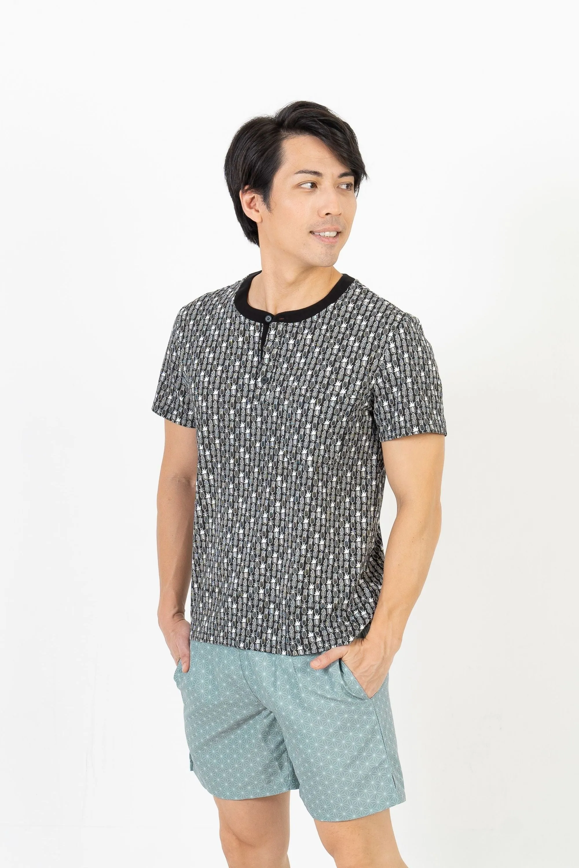 Men's Henley's T-shirt